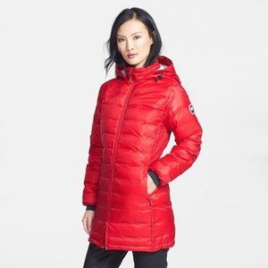 EUC Canada Goose Women's Camp Hooded Down Puffer Jacket Red, Size Medium
